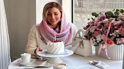 مینا مختاری 3